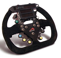 уль машины Формулы А1 отличается от F1 единственной кнопкой Power