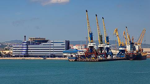 НМТП выкупает контроль над Таманью // Инвестиции в новый порт достигнут 88 млрд рублей