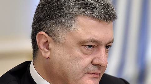 Порошенко рассказал, что Киев четко выполняет минские соглашения, что есть твердая надежда на мир