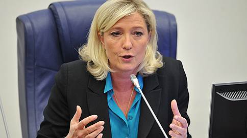Марин Ле Пен призвала премьера Франции написать заявление об отставке