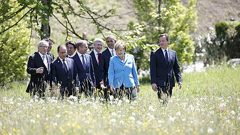 Дмитрий Песков: форматы G7 и G8 не позволяют эффективно обсуждать проблемы