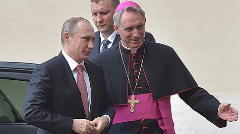 Дмитрий Песков: президент опоздал на встречу с папой римским из-за затянувшихся переговоров в Милане