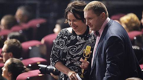Радиостанция «Коммерсантъ FM» получила премию «Радиомания-2015» за информационное вещание