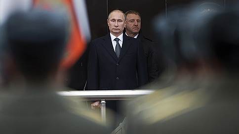 Владимир Путин поблагодарил участвующих в операции в Сирии военных за мужество
