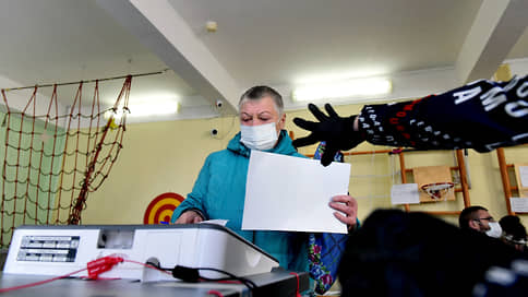 Наблюдателей позвали в палату // Партиям в Новосибирской области предложено усилить общественный контроль на выборах