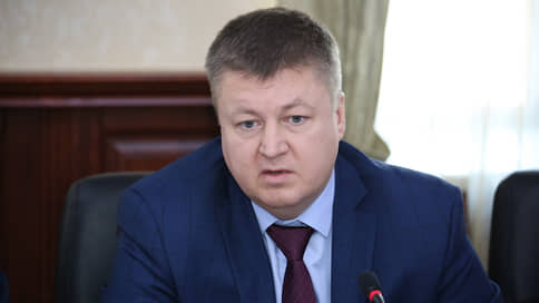Коньяк пошел в дело // Обвиняемый в коррупции экс-глава минздрава Республики Алтай пойдет под суд