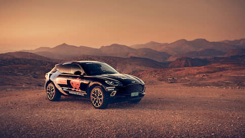 Да придет спаситель // Aston Martin DBX. Один день в пустыне