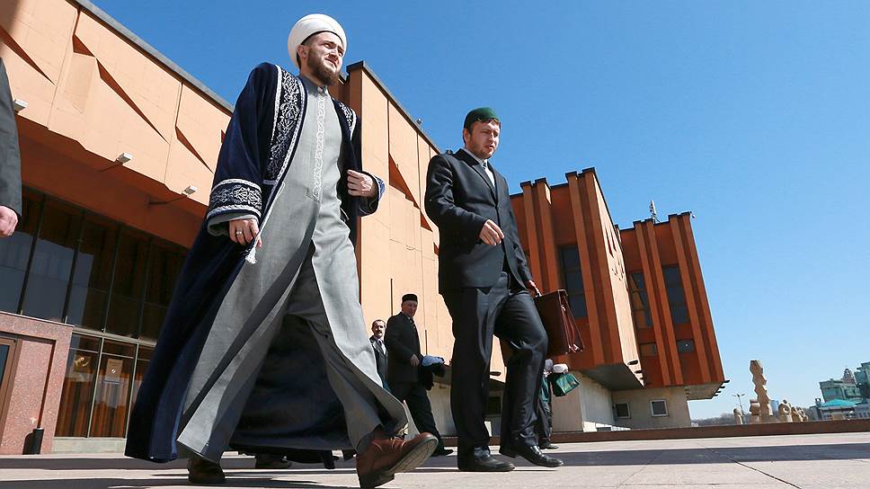 Как муфтии вступили в борьбу за татарский язык