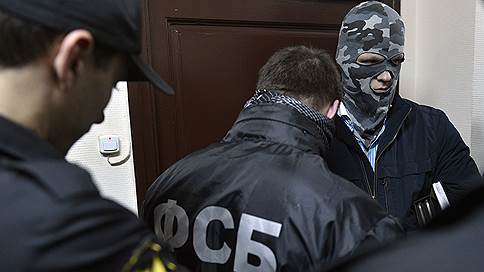 Украинские «стволы» нашли на Ямале // ФСБ раскрыла группировку торговцев оружием