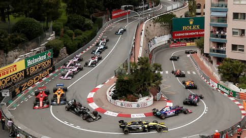 Коронавирус ударил по престижному месту // Гран-при Монако не состоится впервые с 1955 года