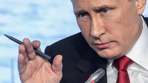 Ручечное управление // Как Владимир Путин взаимодействует с пишущими принадлежностями