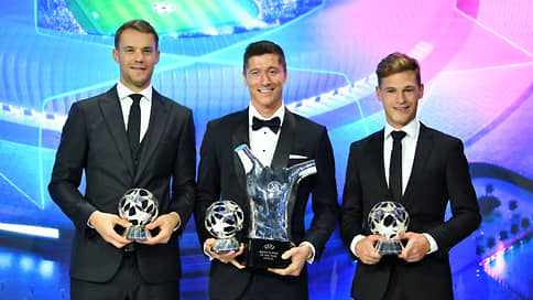 Роберт Левандовский стал лучшим футболистом // Нападающего «Баварии» наградили за прошлый сезон