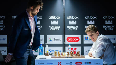 Магнус Карлсен расстался с непобедимостью // Чемпион мира впервые за два года проиграл партию в классические шахматы