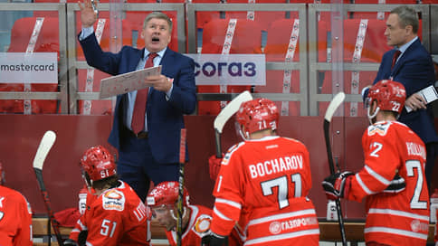 Берегись «АвтомоБилла» // Канадский тренер вывел клуб из Екатеринбурга на первое место в КХЛ