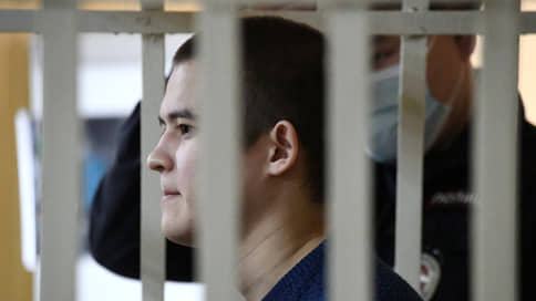Обещали утопить в унитазе // Рамиль Шамсутдинов объяснил в суде причину массового убийства сослуживцев