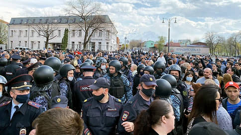 Время разбрасывать камни, и время судить за камни // Начался процесс о массовых беспорядках во Владикавказе