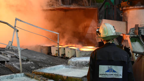 «Норникель» резко снизит выпуск в 2021 году // Компания оценила потери от подтопления рудников