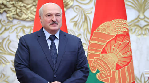 Александр Лукашенко пошел на поправки // Перераспределение президентских полномочий в Белоруссии окажется не особо радикальным