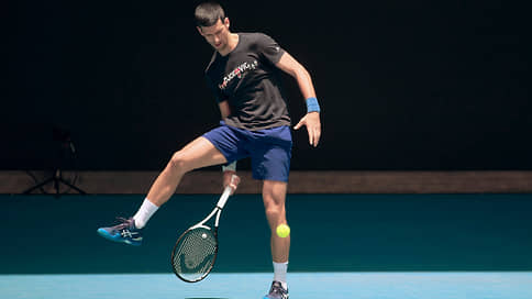 Новака Джоковича вернули на безвизовый режим // Лучший теннисист мира повторно лишен права находиться в Австралии и сохраняет минимальные шансы сыграть на Australian Open