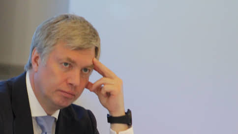 Губернатору предложили заплатить за проезд // Ульяновские депутаты объединились в борьбе за бесплатный транспорт для школьников