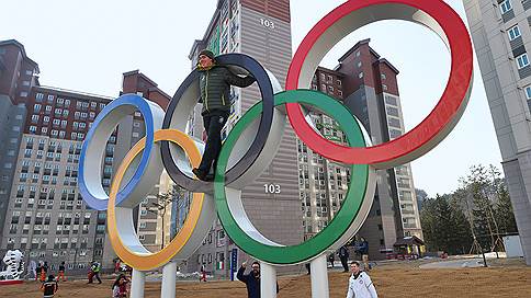 Телезрители отстранились от Олимпиады // Интерес к церемонии открытия подорвали скандалы и режим трансляции