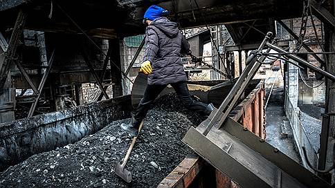 «Газпрому» дорог уголь // Монополия просит помощи для убыточных ГРЭС
