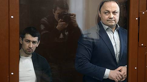 С экс-мэра Владивостока запросили по всем контрактам // Генпрокуратура хочет взыскать с Игоря Пушкарева и его подельников 3,2 млрд руб.