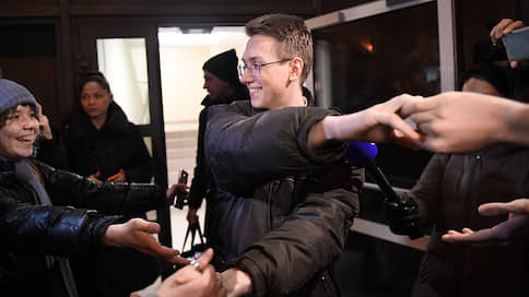Росгвардеец просил изменить закон физика // Студент Андрей Баршай приговорен к трем годам условно и освобожден в зале суда