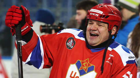 Хоккеисты забросили в Генпрокуратуру // Они просят Игоря Краснова решить конфликт с профсоюзом игроков КХЛ