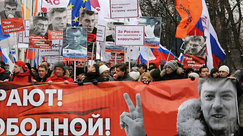 Борис Немцов выводит за собой марш // Мемориальное шествие пройдет под актуальными лозунгами