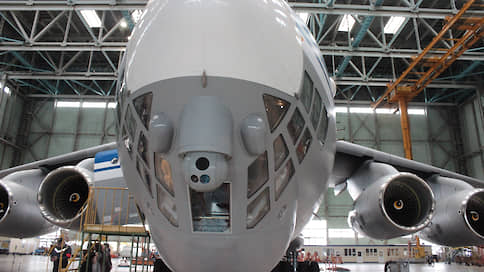 Минобороны переоценило транспортные самолеты // Ведомство смягчило условия контракта на поставку Ил-76МД-90А