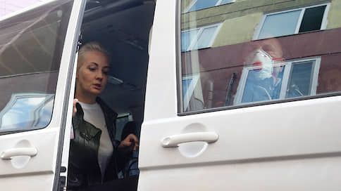 Берлинский пациент // Врачи разрешили Алексею Навальному вылететь в Германию