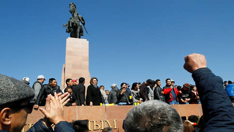 В Киргизии участились премьеры // Депутаты республики не могут выбрать главу правительства и отправить в отставку президента