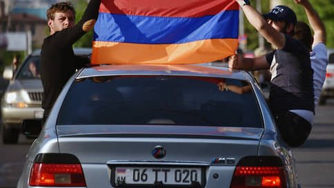 Армянские автомобили буксуют на штрафстоянках // Власти ищут решение проблемы автовладельцев, сэкономивших на таможенных пошлинах