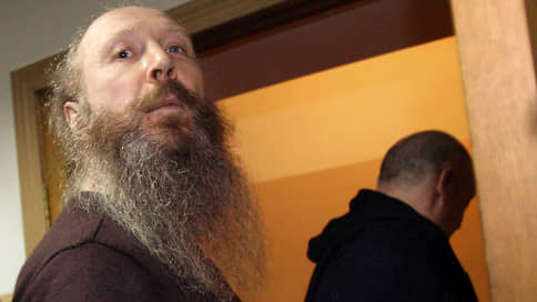 У полиции ни кита не вышло // Суд освободил вернувшегося из Германии экс-владельца «Трех китов» Сергея Зуева