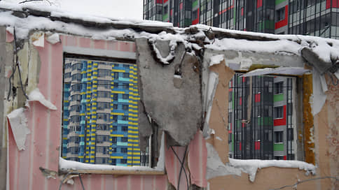 Застройщики поделили реновацию // Мэрия Москвы выбрала проверенных подрядчиков
