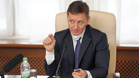 Владимиру Сипягину готовят мандат // Владимирский губернатор может уйти в Госдуму по списку ЛДПР
