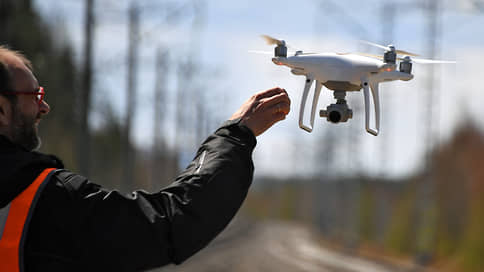 Беспилотники нагружают бумагами // Производители дронов выступили против обязательной сертификации