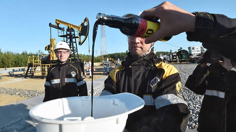 Нефть становится токсичной // У российского сырья начинаются трудности с экспортом на фоне санкций