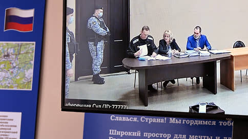 Алексею Навальному назвали новый срок // Прокуратура запросила для оппозиционера 13 лет колонии строгого режима