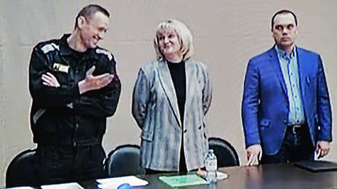 Приговор дороже дела // Алексей Навальный получил девять лет колонии строгого режима