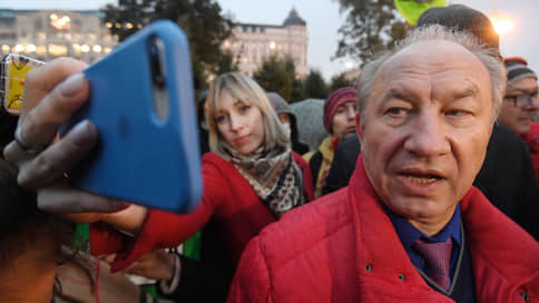Валерий Рашкин взялся за телефон // Суд сменил депутату меру пресечения на подписку о невыезде