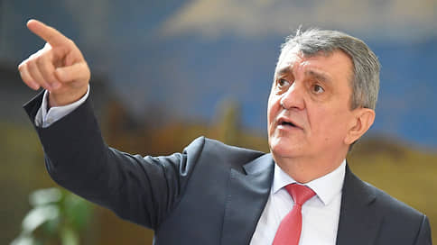 Единороссы дали шанс отстающим // Партия власти выдвинула свой список кандидатов в парламент Северной Осетии