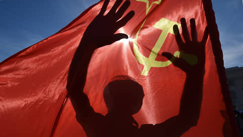 Коммунистам вернули Асбест // Единороссы отозвали иск о снятии КПРФ с выборов в самом красном городе Свердловской области