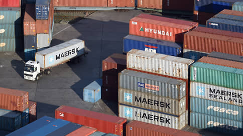 Maersk выходит из портов в России // ГК «Дело» выкупила долю в Global Ports