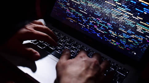 Хакеры взяли документы в оборот // Из-за кибератаки отказали системы электронного обмена данными