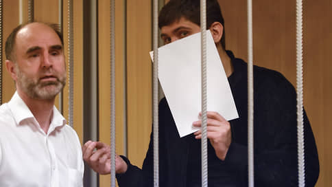 Убийство Шабтая Калмановича оценили сроком // Для участников преступления запросили от 24 лет до пожизненного