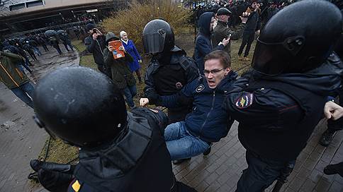 В Санкт-Петербурге на несогласованной акции задержаны 30 человек