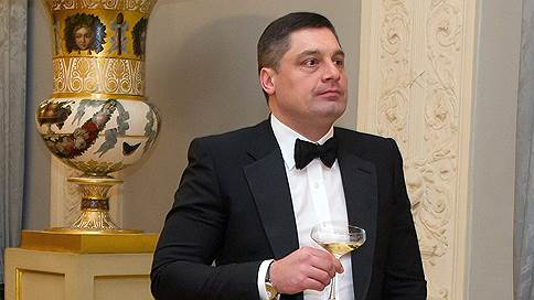 Микаил Шишханов покидает пост председателя правления Бинбанка