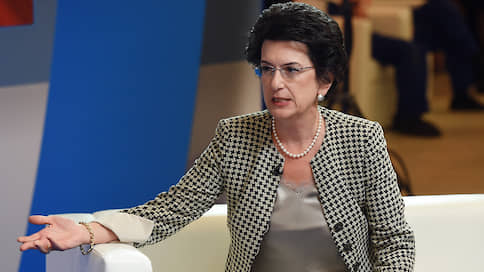 Бурджанадзе назвала ошибкой решение Грузии о выходе из СНГ